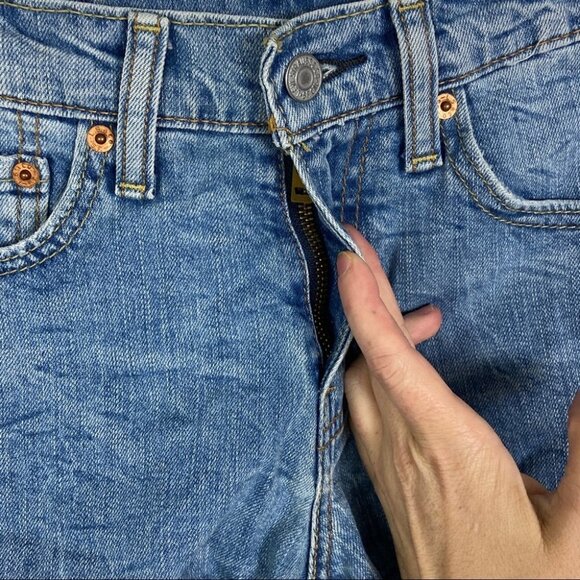 Levis Cut Off Jean Shorts Size 28 Stretch Zipper Fly Belt Loops Raw Hem Denim - Picture 7 of 12